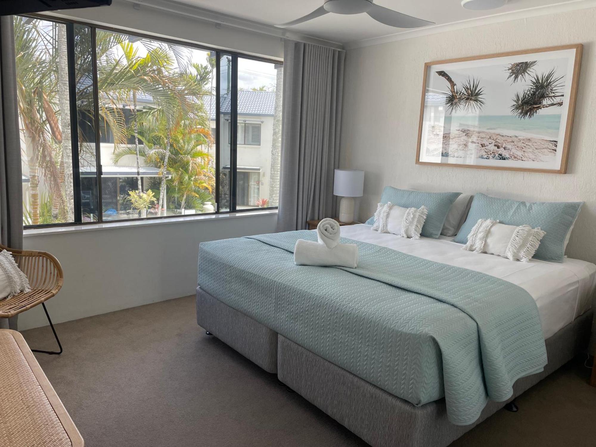 Noosa Place 4*