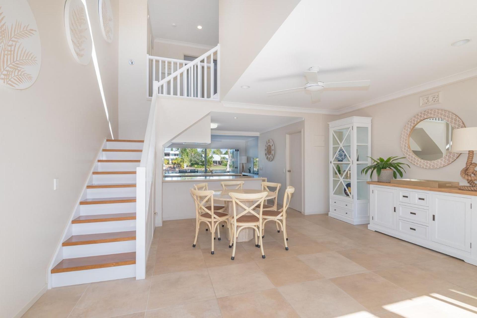 Resort Noosa Entrance Waterfront 4*