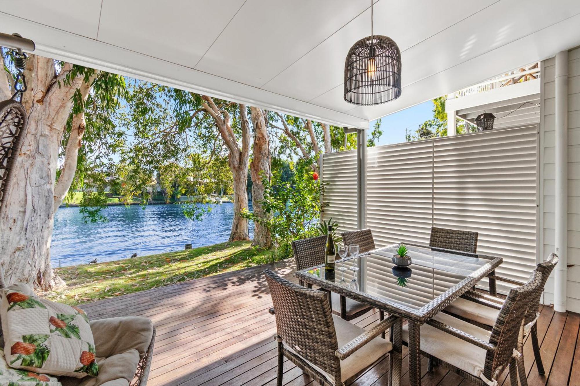 Resort Noosa Entrance Waterfront Noosaville