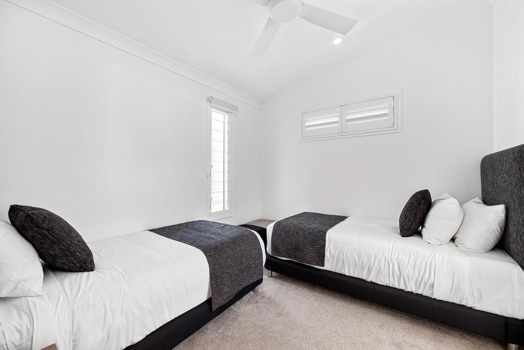 Family & Pet-friendly Luxury Near Hastings St Holiday home Noosa Heads