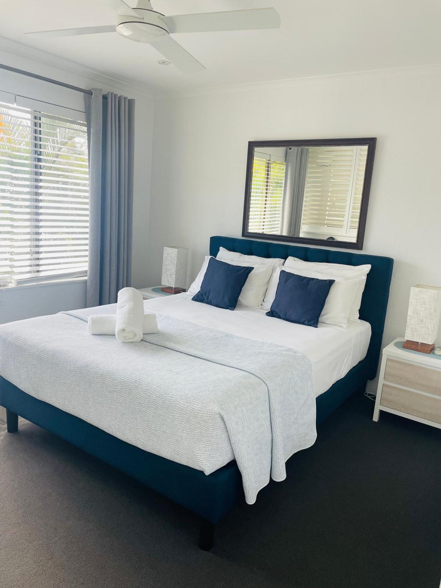 Noosa Place 4*