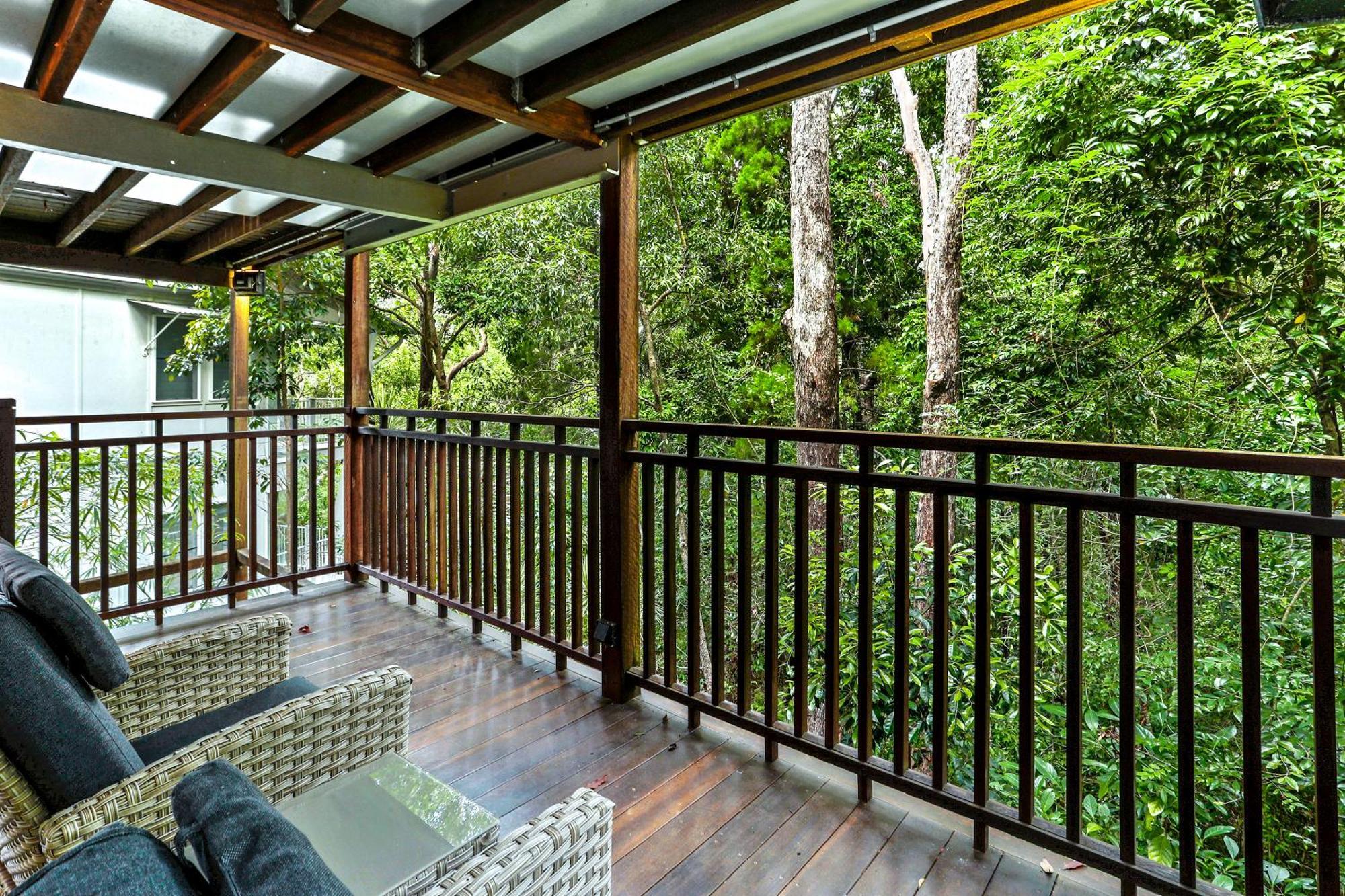 Dual-living Amongst The Rainforest, Little Cove Holiday home Noosa Heads
