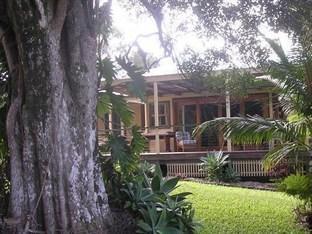 Hotel Cudgerie Homestead 4*