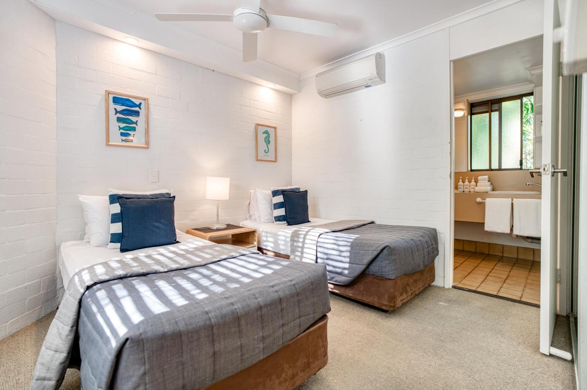 Ocean Breeze Aparthotel