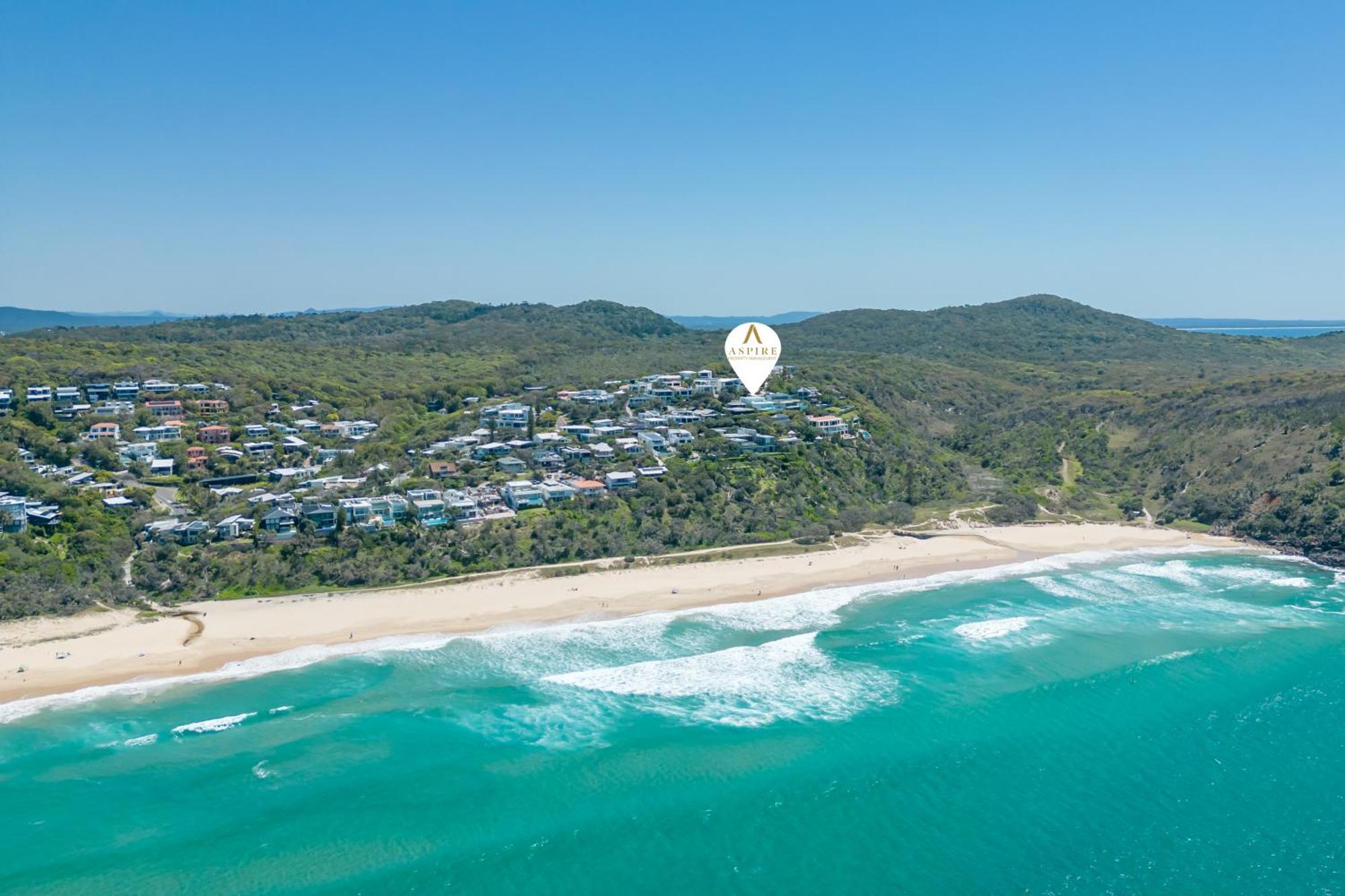 Azure * Sunshine Beach