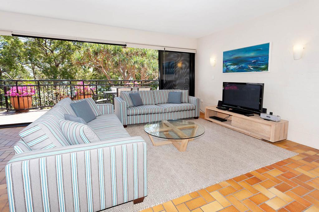 Bayona 4 Balcony Tranquility