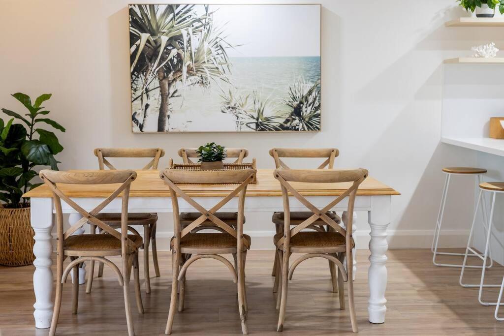 Apartment Charming Riverside Noosa Gem