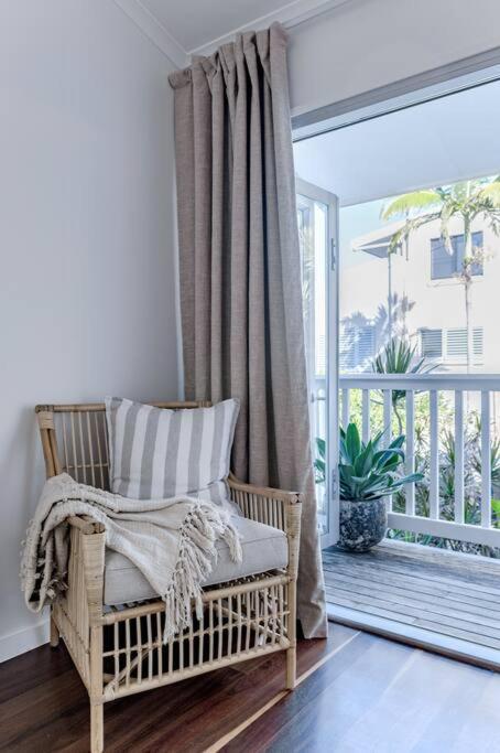 Apartment 'la Palma', Sunshines Heart Beside The Village Sunshine Beach