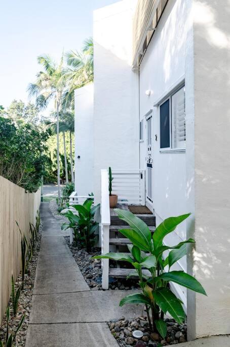 Apartment 'la Palma', Sunshines Heart Beside The Village *