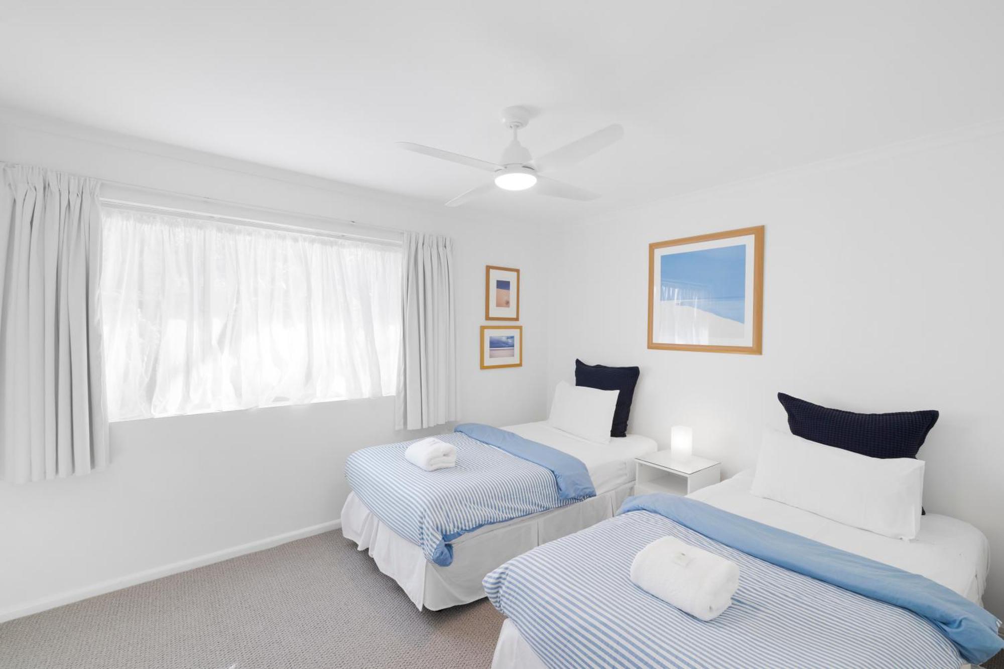 Breakers 3* Sunrise Beach