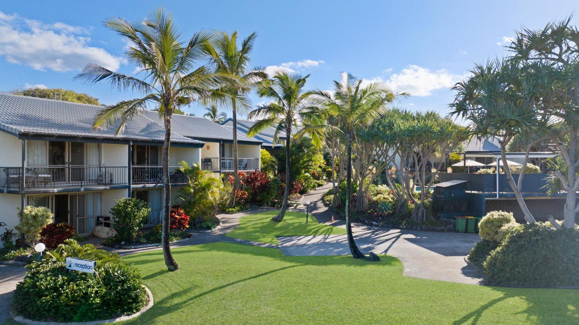 Resort Breakers