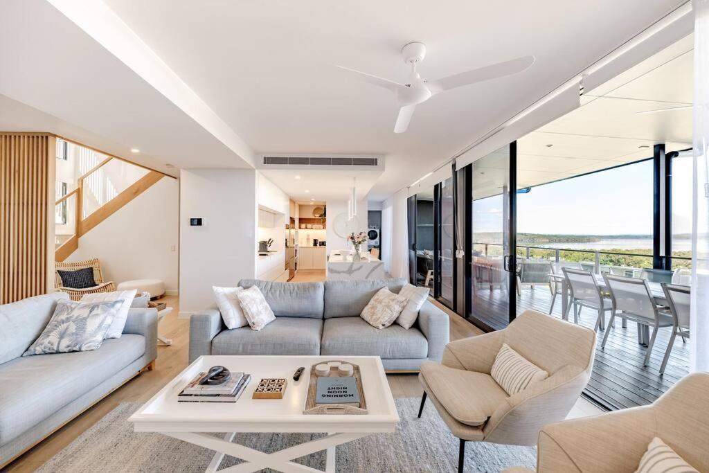The Hamptons House - Luxury House