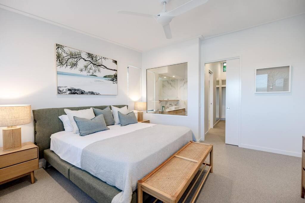 The Hamptons House - Luxury House Holiday home *