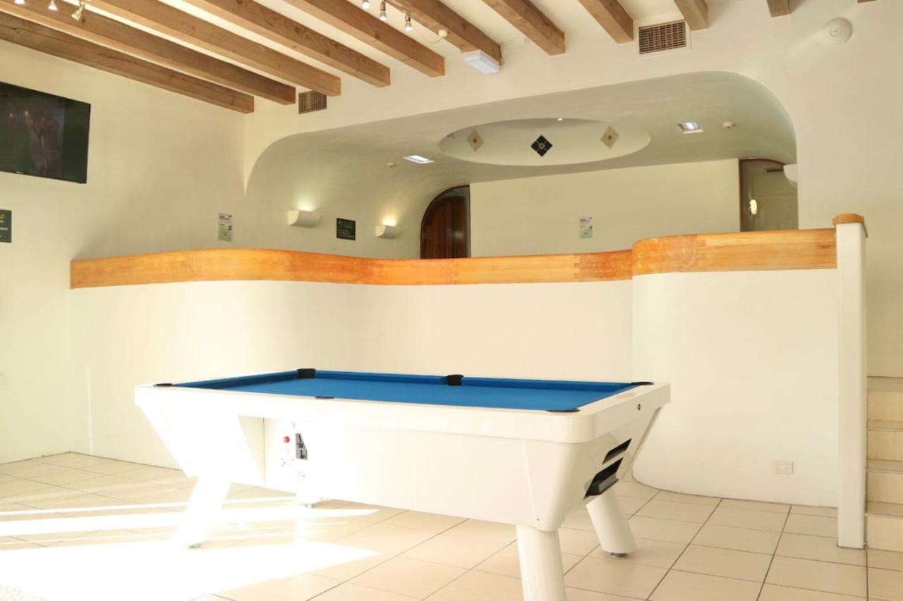 Apartment Beach Lovers Dream 2br *