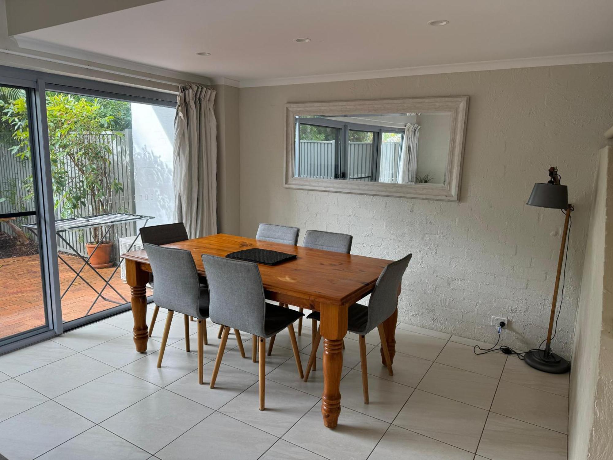 Le Court Aparthotel Noosa Heads