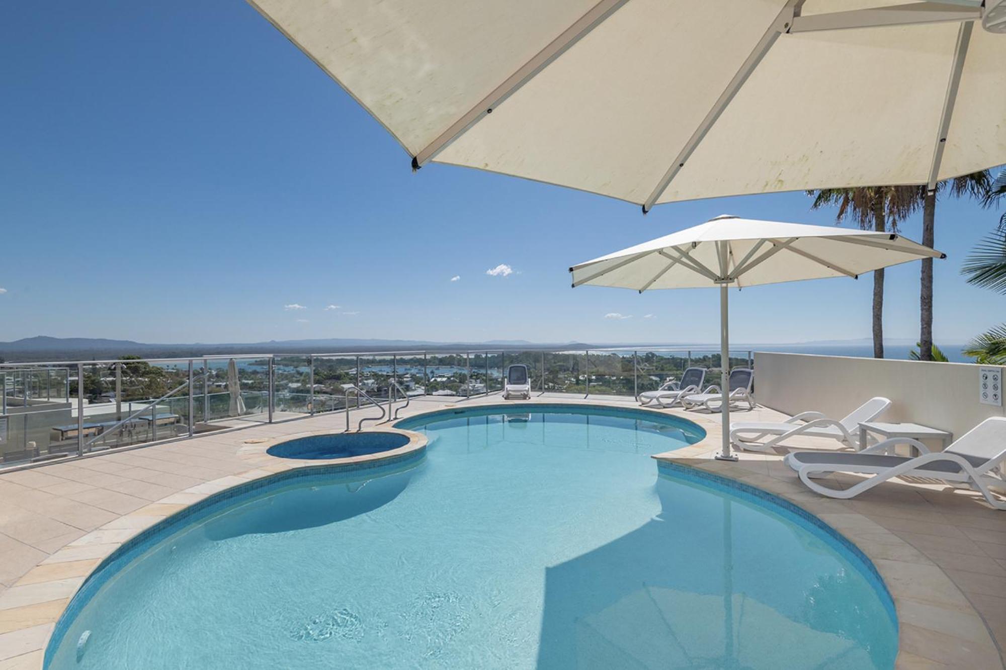 Crest Premium View 31