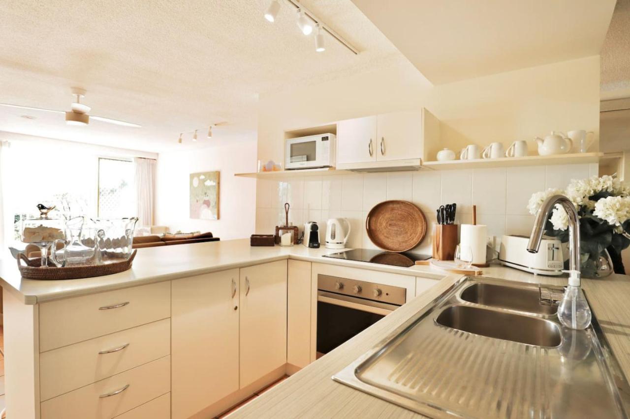 Opulent Hinterland Sunsets Apartment Noosa Heads