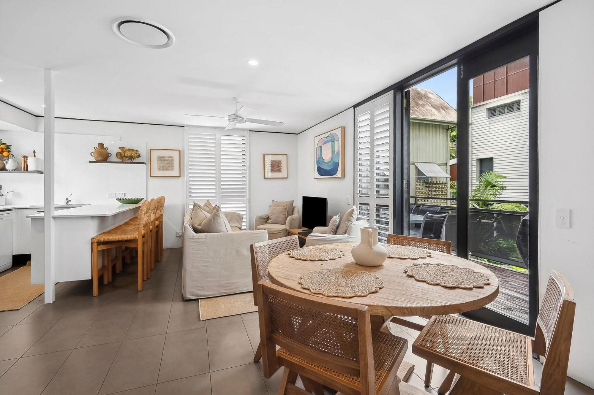 Hastings Villa *