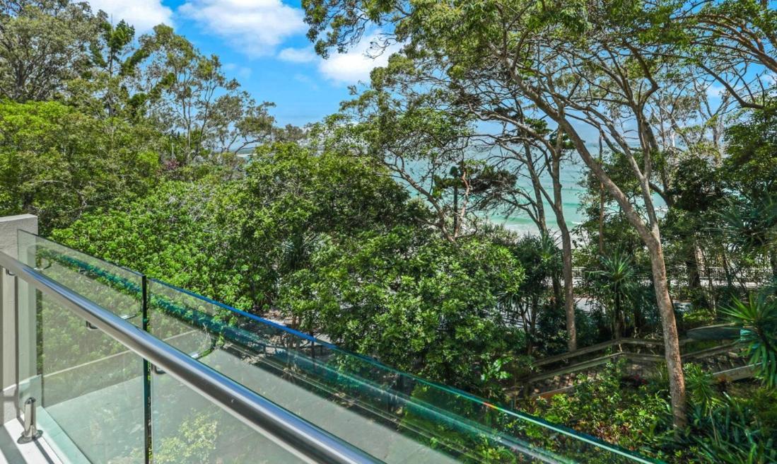 Little Cove Court - 5 *