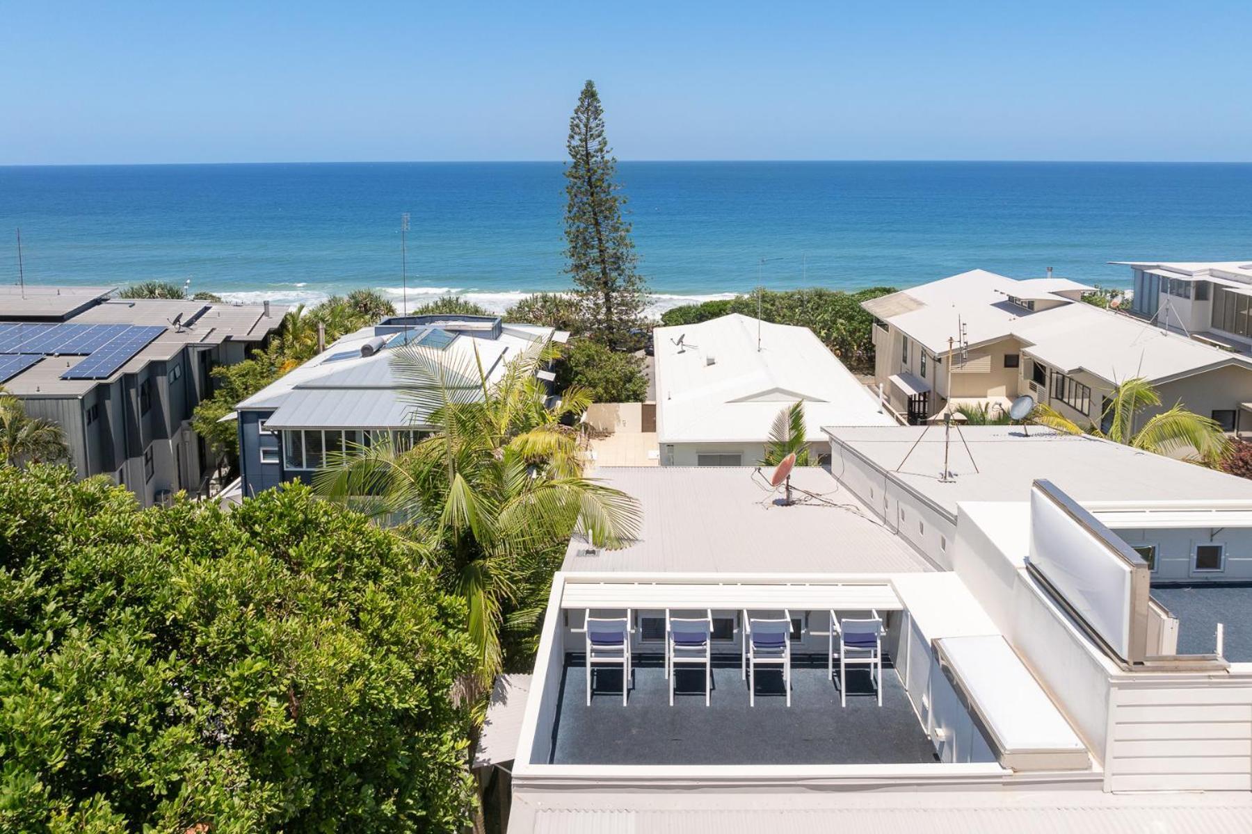 Sunshine Bliss Rooftop Retreat And Pool Noosa Heads