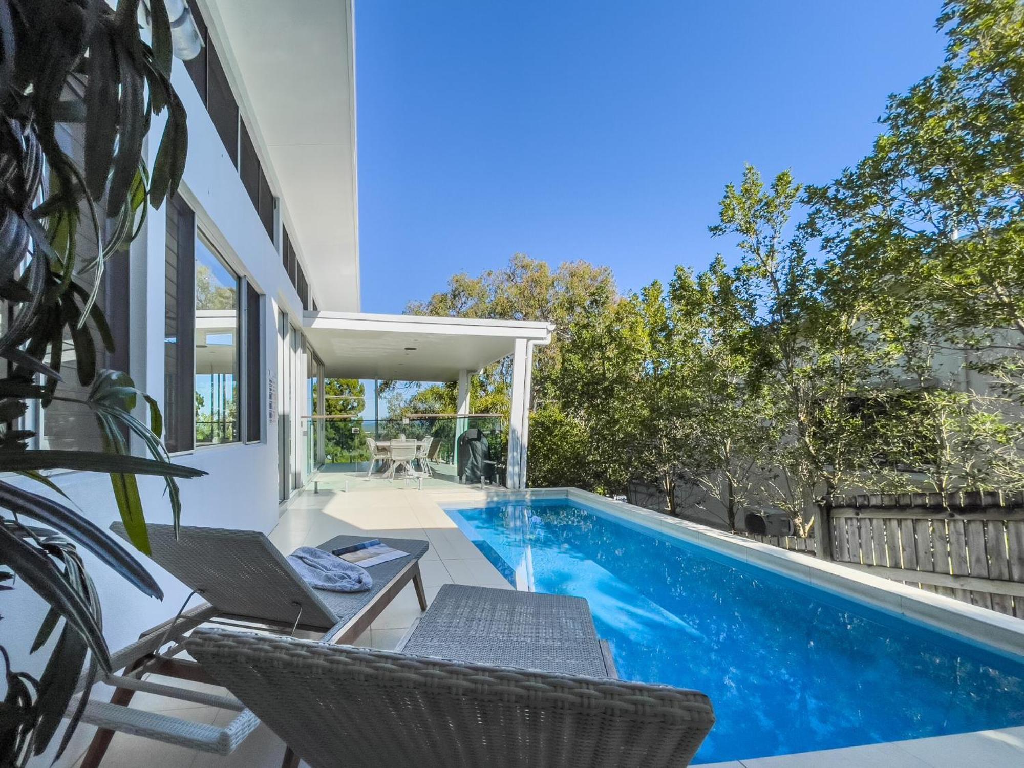 Stunning Views, Private Pool Near Hastings St Holiday home Noosa Heads