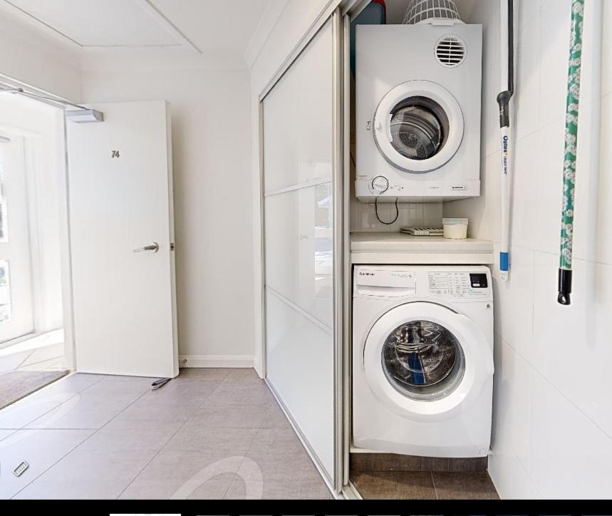 Modern Private *