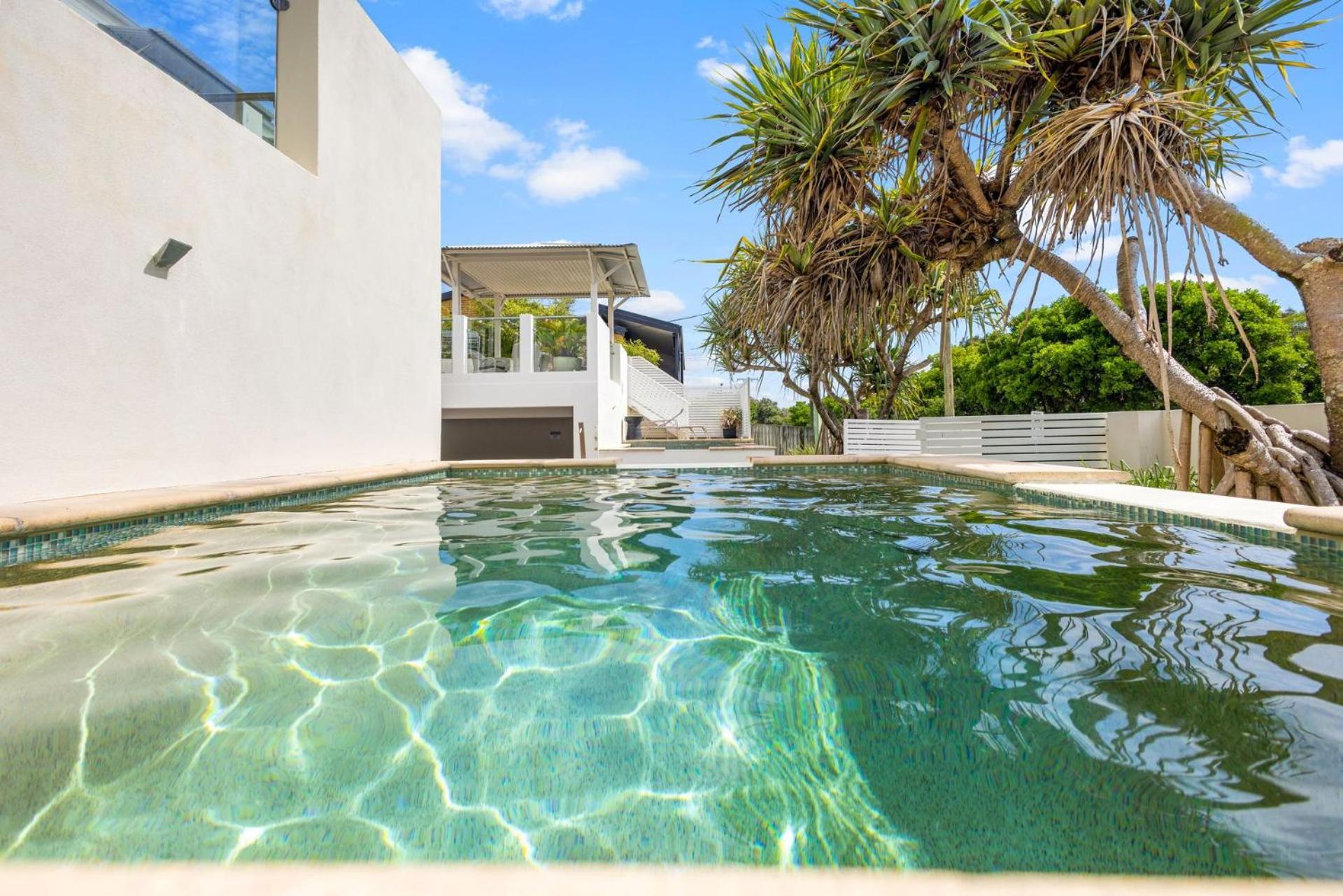 Apartment 2 20 Kingfisher Dr Peregian *