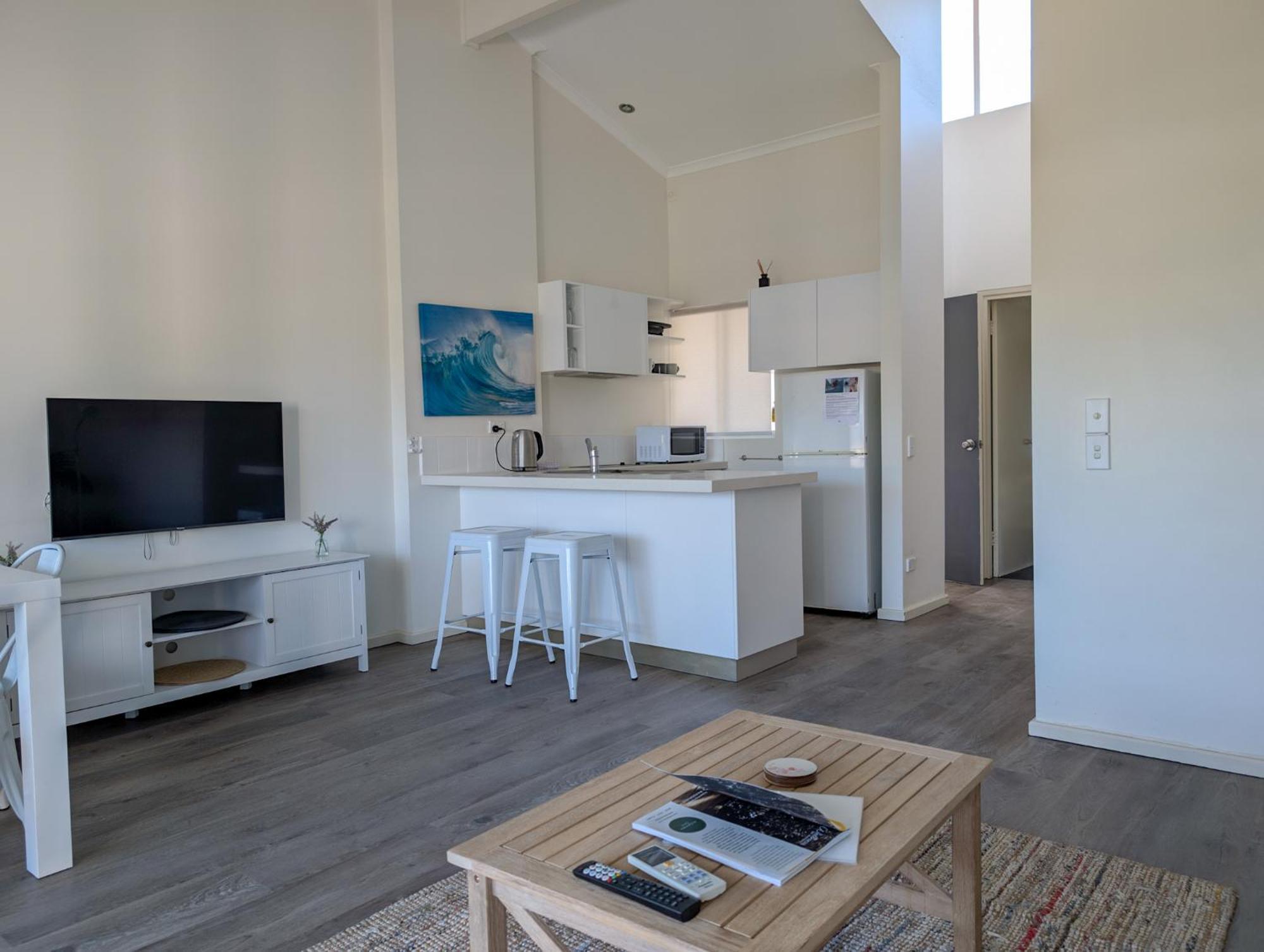 Parade Aparthotel 4*