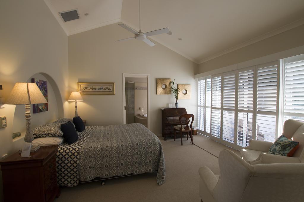 Bed & Breakfast Habitat