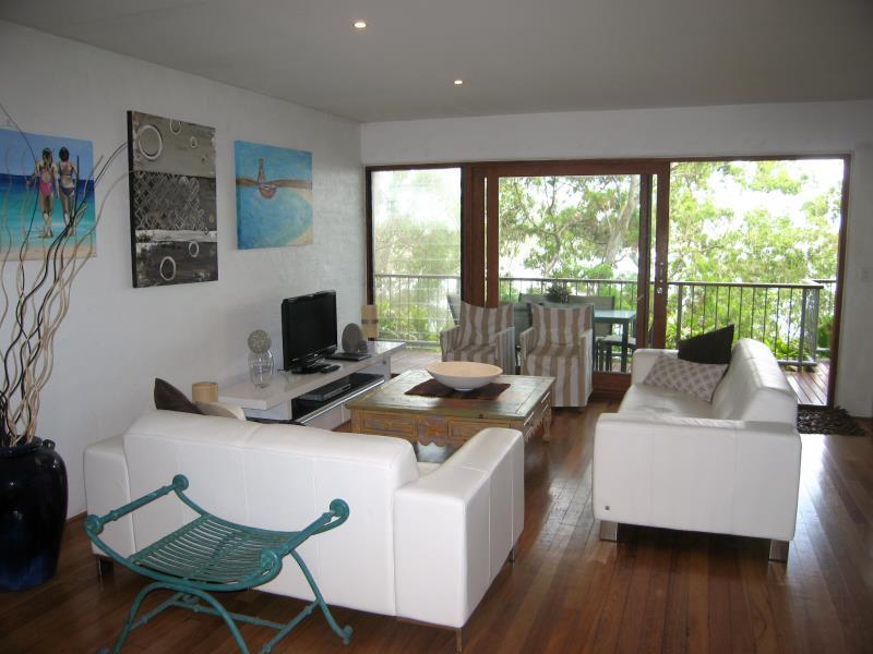 Apartment Cove Point 1 Beachside Chic