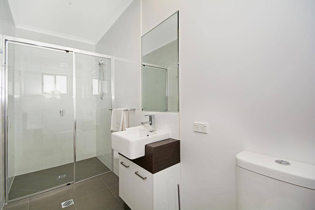 Luxury Motel 4*