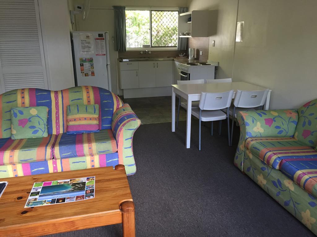 Motel Sandy Court Holiday Units