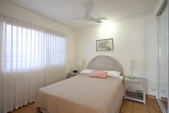 Motel Cayman Quays 3*