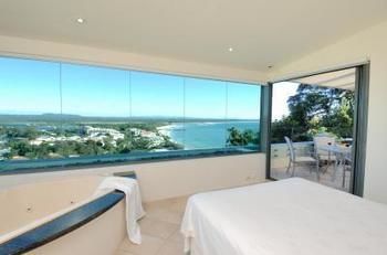 No 1 In Hastings Street Hotel Noosa Heads