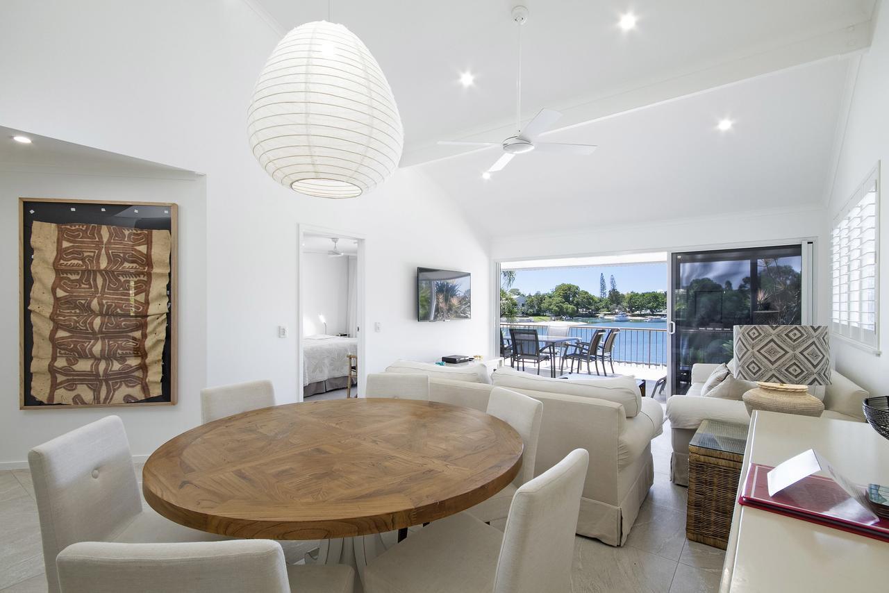 Holiday home Noosa Haven 12 Riverfront Elegance *