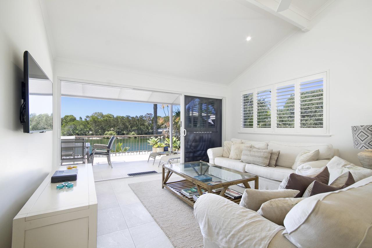 Noosa Haven 12 Riverfront Elegance Holiday home Noosaville