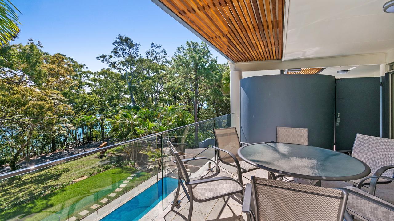 Park Cove Apartment *
