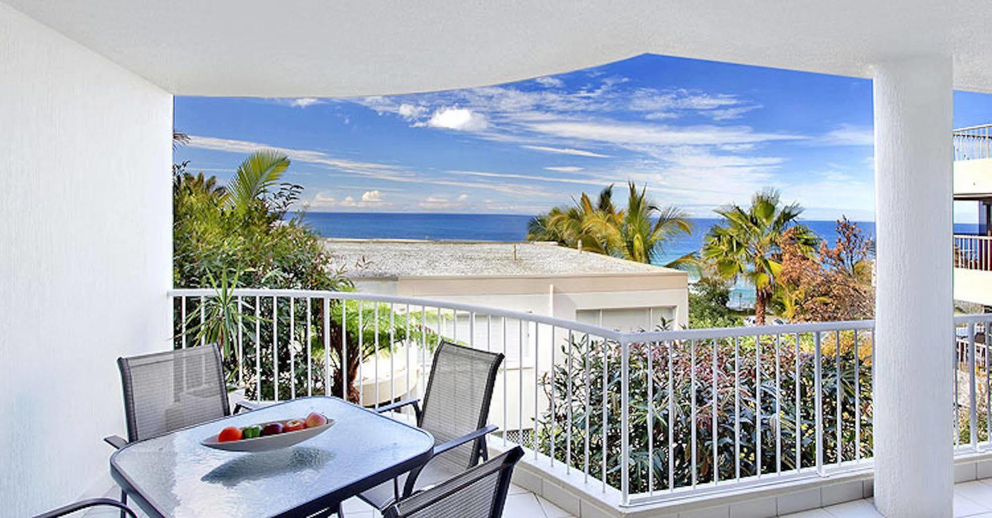La Mer Sunshine Beachfront Aparthotel 4*