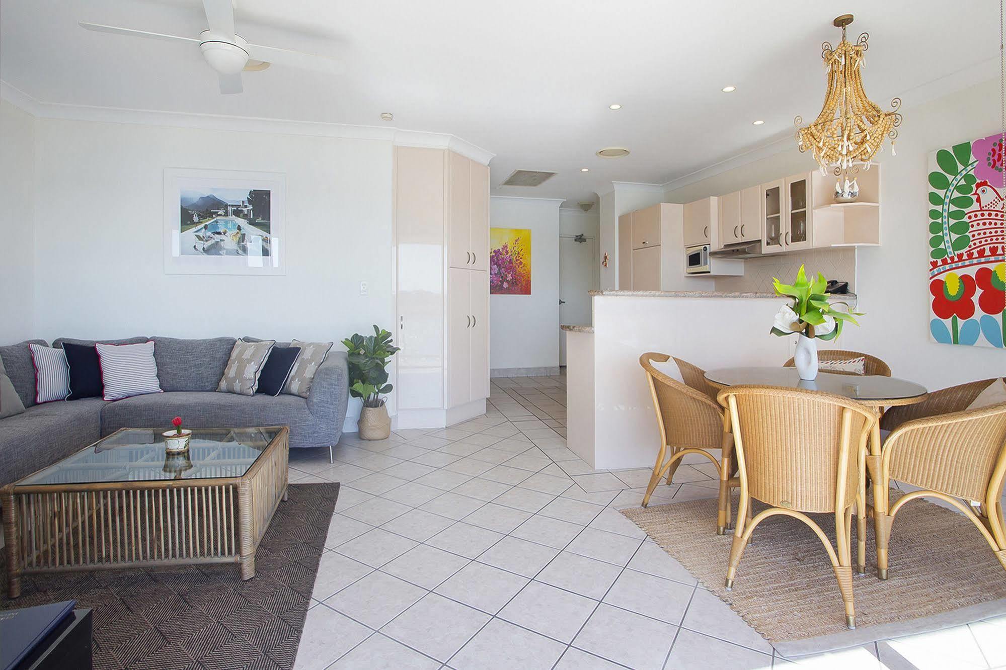 Aparthotel Shores 4*