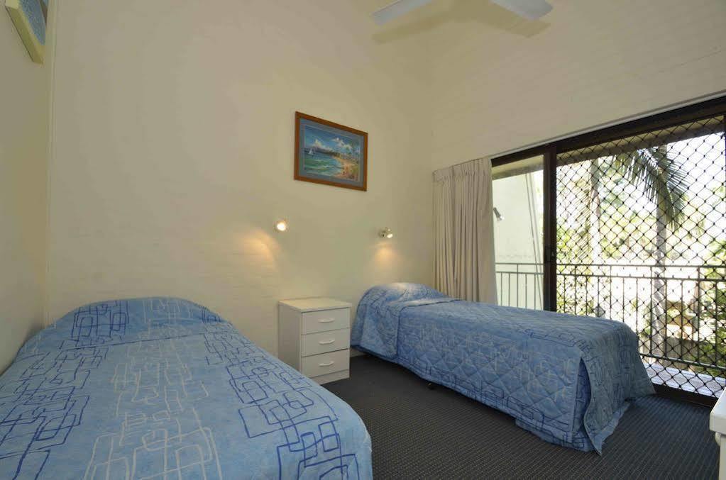 Le Court Noosa Heads