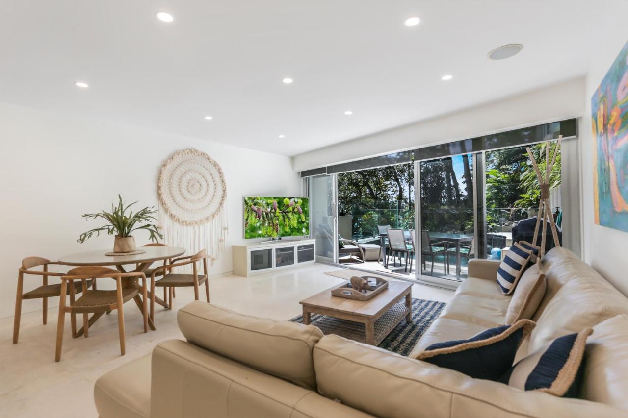Little Cove Court 4*
