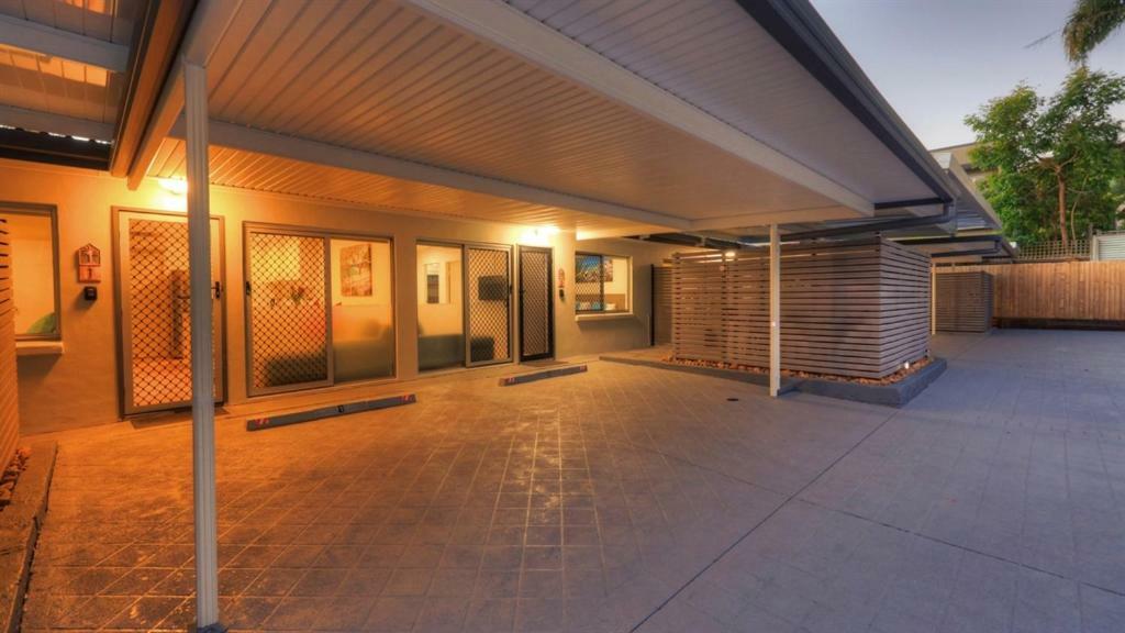 Junction Apartment