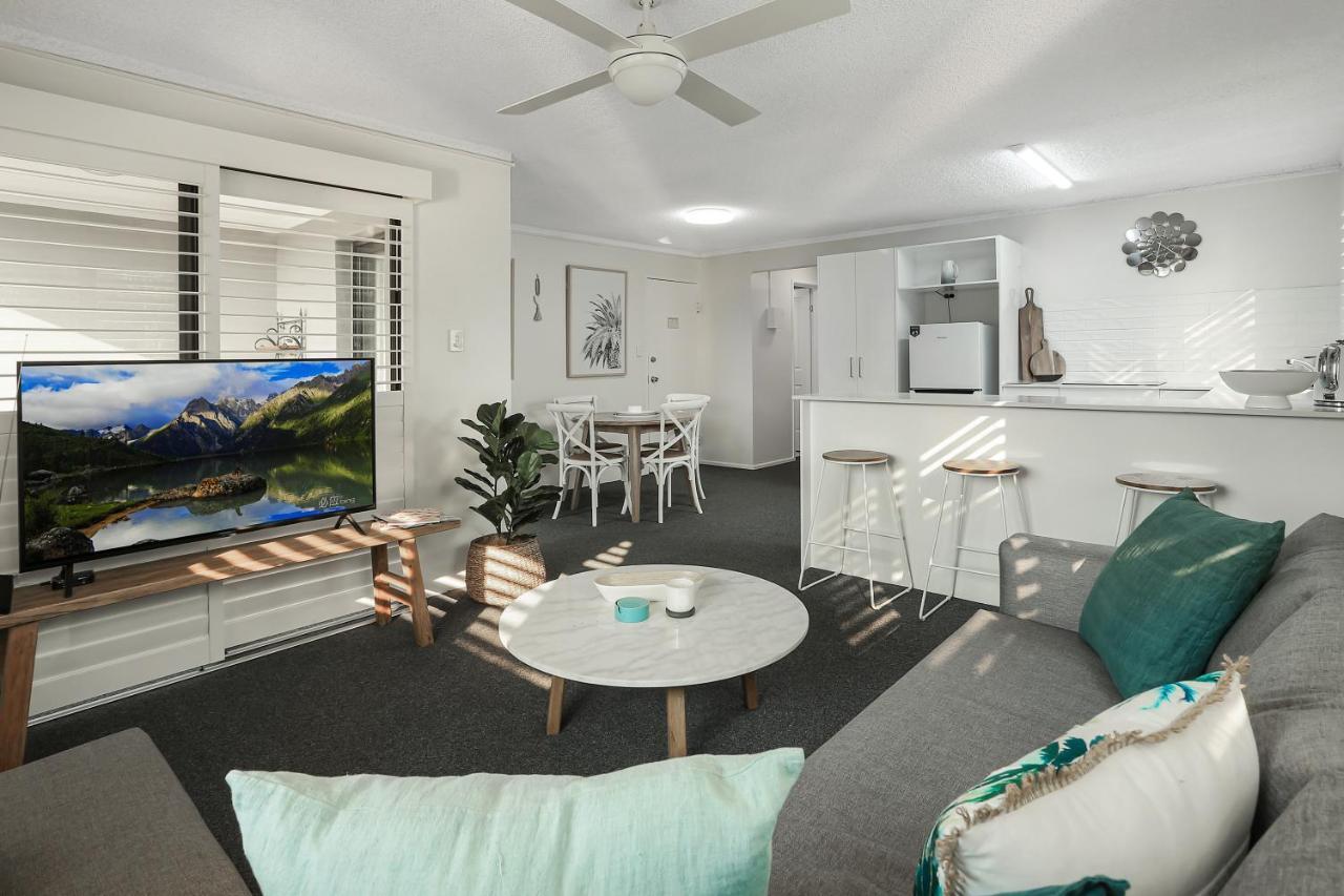 Riverside Location, Sound Apartment