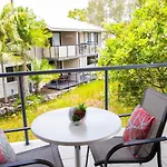 Tropical Getaway In 2 Bedroom Unit In 4 Star Resort