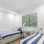 Howard 11-7 Noosa River At Your Doorstep