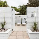 One Marola Is Stylish Privacy In Paradise