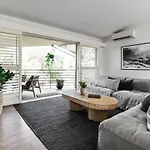 The Beach Retreat Offers Pool And River Views