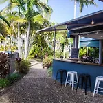 1 Bedroom Ground Level Unit In Noosaville Resort