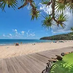 124 Hastings Street 2 Bedroom Walk To The Beach