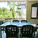 124 Hastings Street 2 Bedroom Walk To The Beach